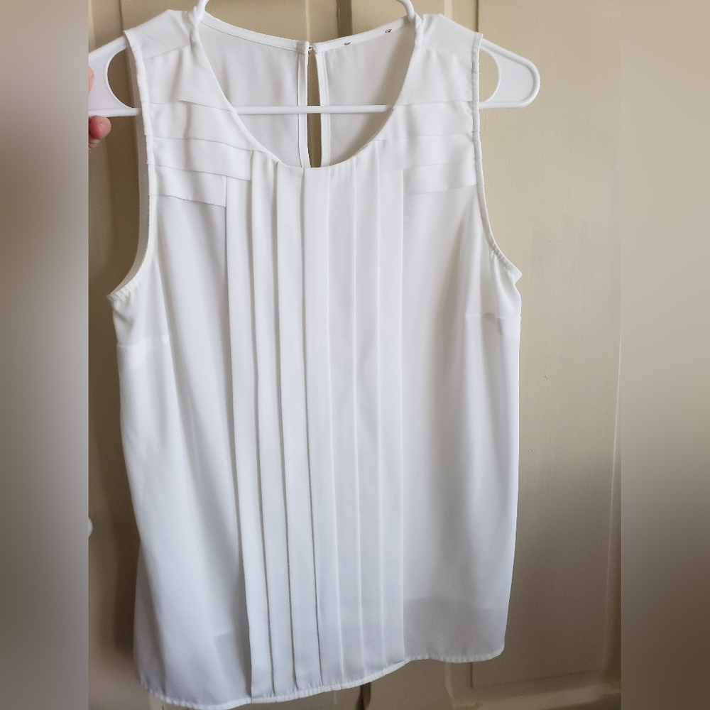 Vince Camuto White Blouse, Medium